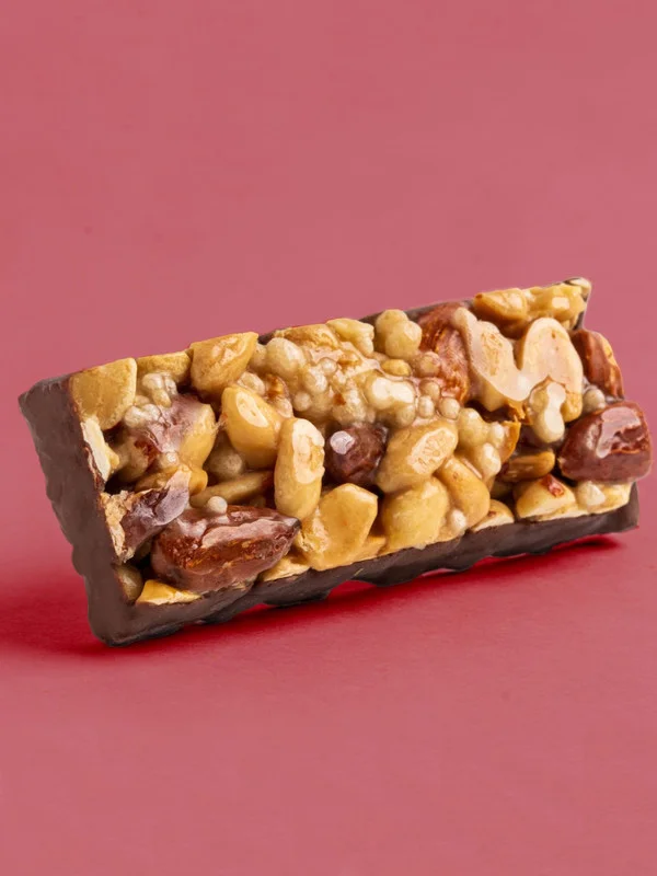 Ореховый батончик SOJ NUT BAR, со вкусом айриш-крим, в горьком шоколаде, 40 г