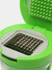 Салатовый пресс для чеснока