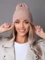 Бежевый шапка демисезонная женская