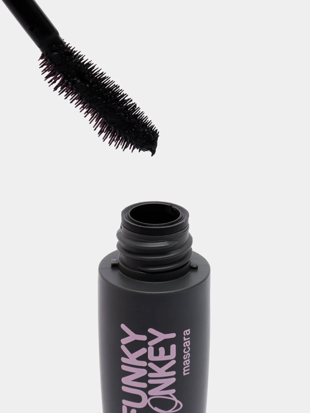 Тушь для ресниц ультраудлиняющая Funky Monkey Ultra length mascara Тон 01 черный