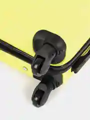 Желтый чемодан дорожный, на колесах, с кодовым замком, пластиковый