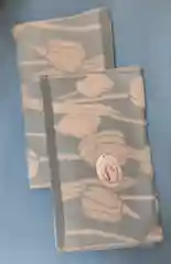 Полотенце для рук ,В упаковке - 2шт ,Размер -35/75,Состав ткани -хлопок  махра 100%
