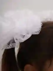 Белые пышные школьные бантики