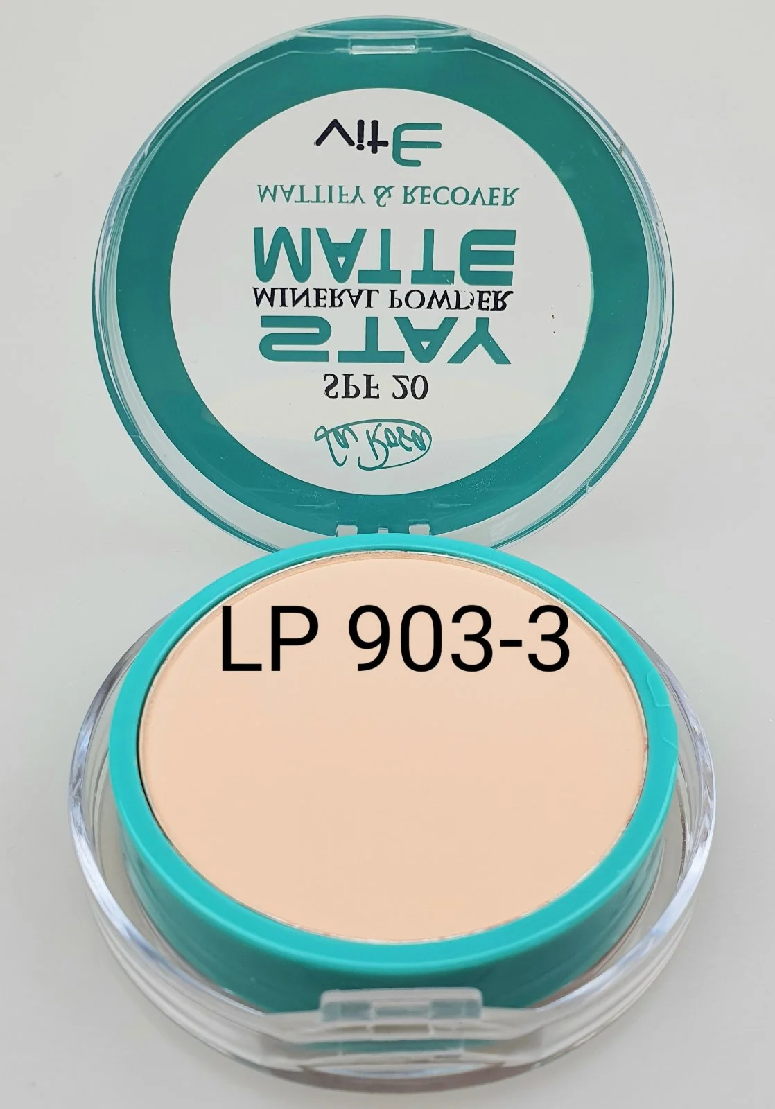 Светло-бежевый минеральная компактная пудра STAY MATTE SPF 20