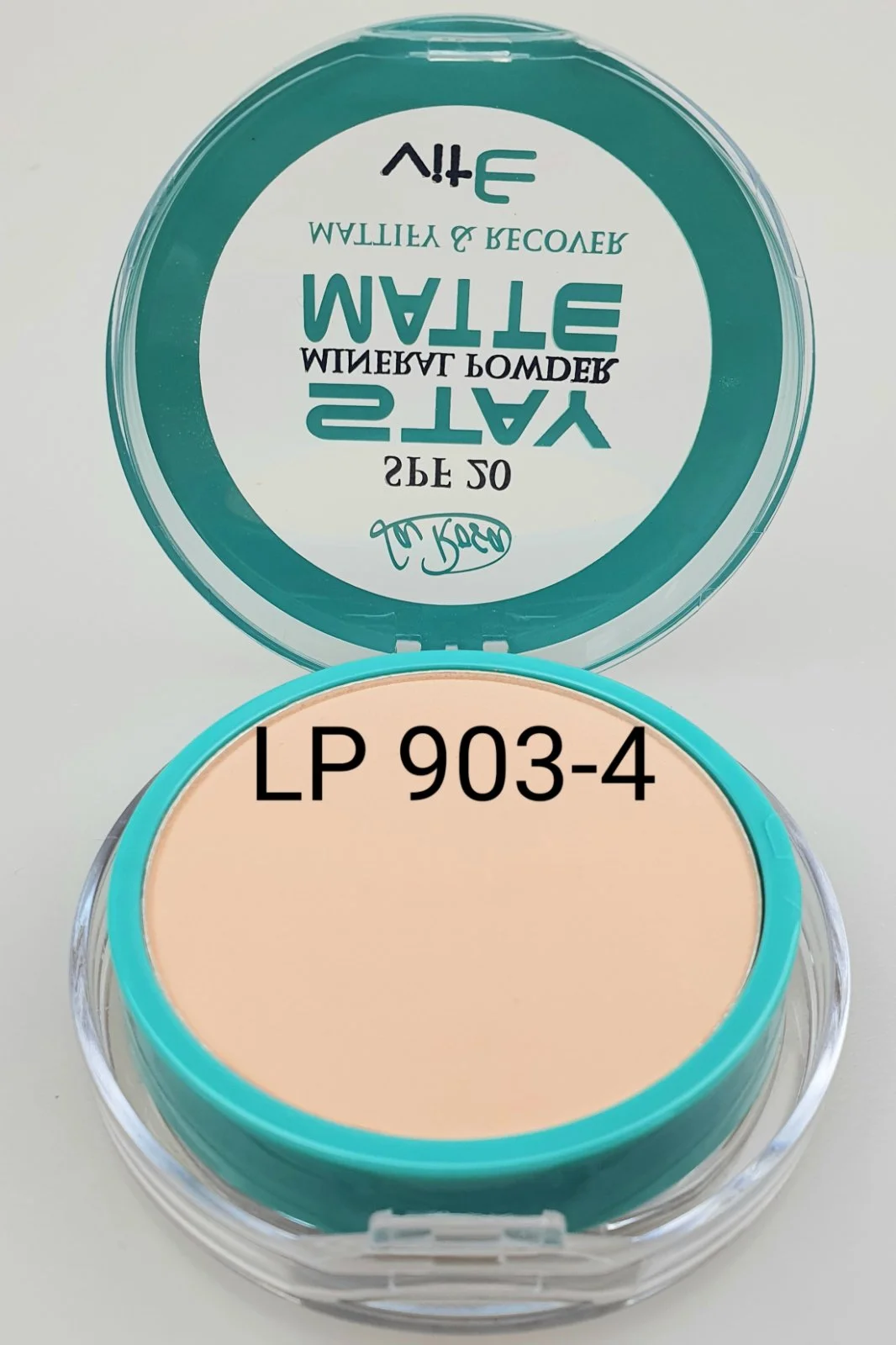 Пудровый минеральная компактная пудра STAY MATTE SPF 20