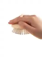 Массажная щетка для мытья волос