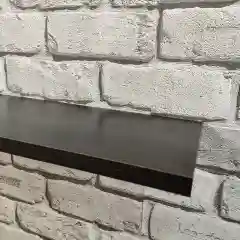 Черный полка настенная из ЛДСП