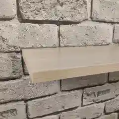 Бежевый полка настенная из ЛДСП