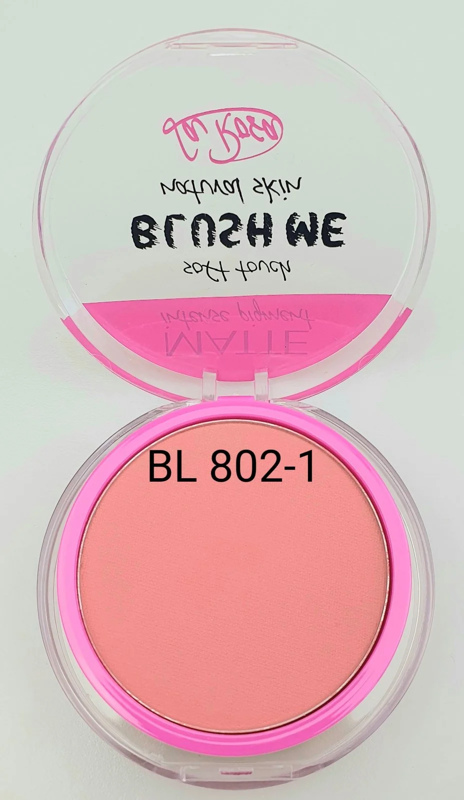 Кораллово-розовый румяна матовые для лица BLUSH ME