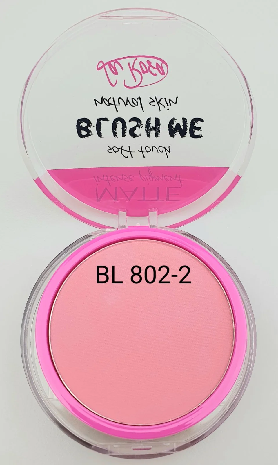 Розовый румяна матовые для лица BLUSH ME
