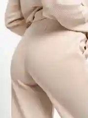 Спортивный костюм в рубчик