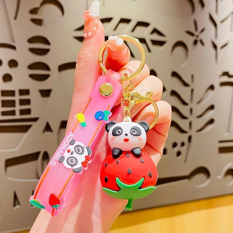 Брелок для ключей Kawaii панда на клубнике
