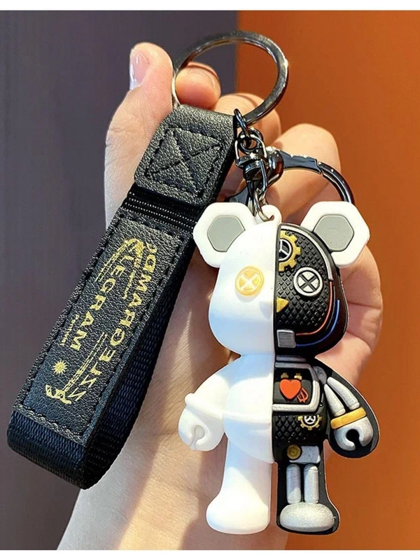 Брелок для ключей половинчатый Bearbrick бело-черный