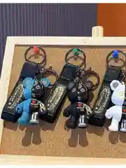 Брелок для ключей половинчатый Bearbrick бирюзово-черный