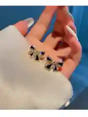Прозрачный серьги клевер, серьги женские, гвоздики , пусеты черные