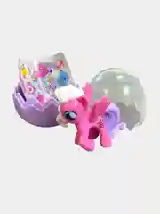 Лавандовый фигурки пони в яйце