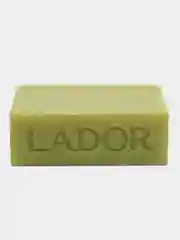 Шампунь для волос твердый с экстрактом корня васаби Lador 115 гр