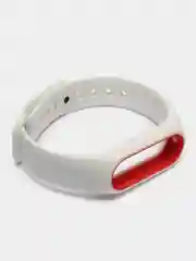 Бордовый силиконовый ремешок на Xiaomi Mi Band 2