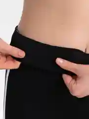 Черный велосипедки женские спортивные с лампасами