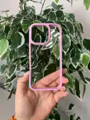 Розовый прозрачный чехол для Apple iPhone 16 Pro / Айфон 16 Про с силиконовым кантом Crystal Case