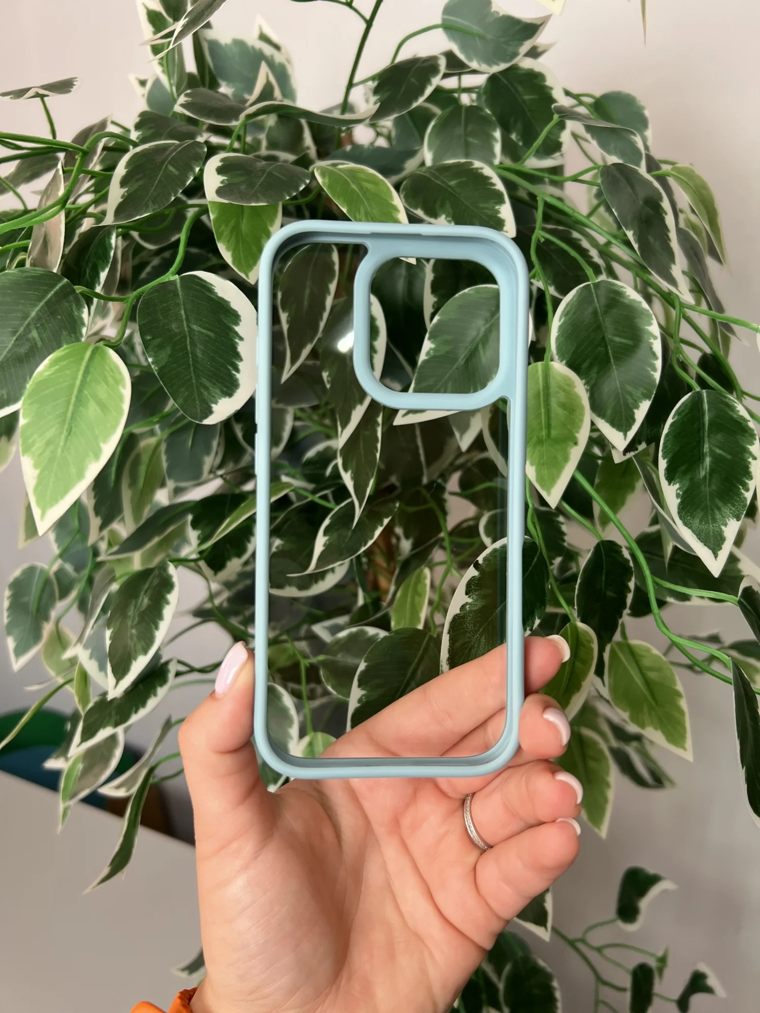 Зеленый прозрачный чехол для Apple iPhone 16 Pro MAX с силиконовым кантом Crystal Case
