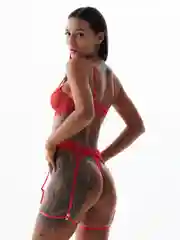 Красный комплект нижнего белья