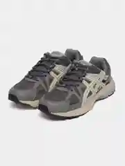 Серый кроссовки мужские с логотипом Asics gel kahana 8