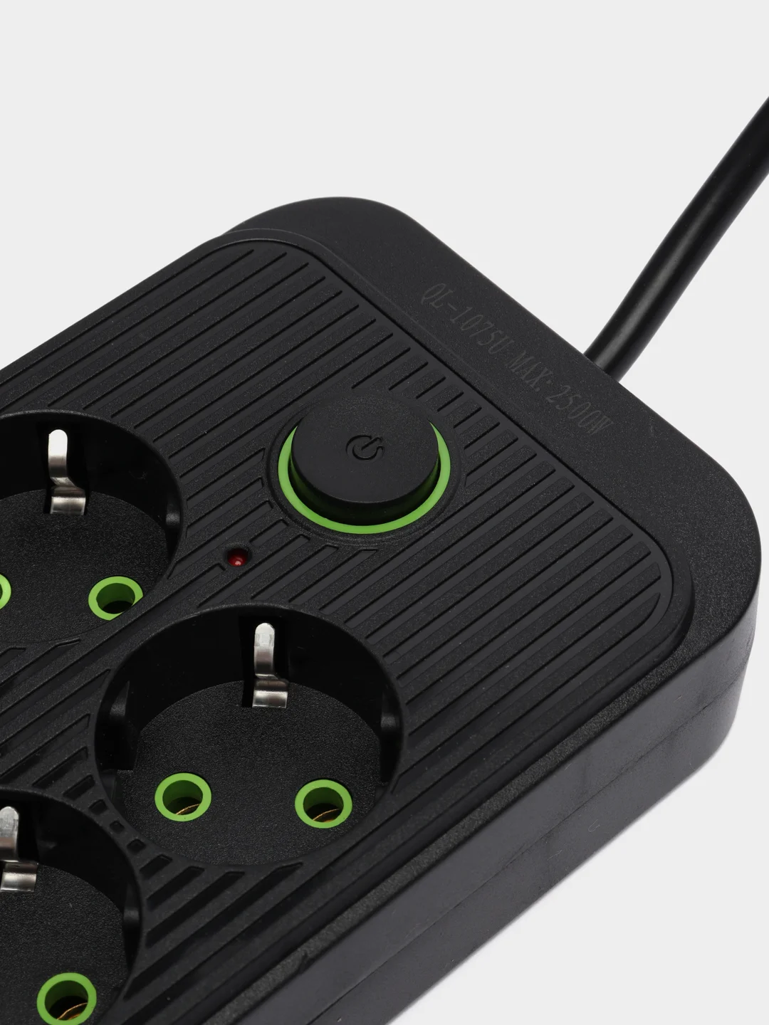 Черный удлинитель сетевой (фильтр) 3 метра 6 розеток, с 4 USB и 1 Type-C портами и кнопкой