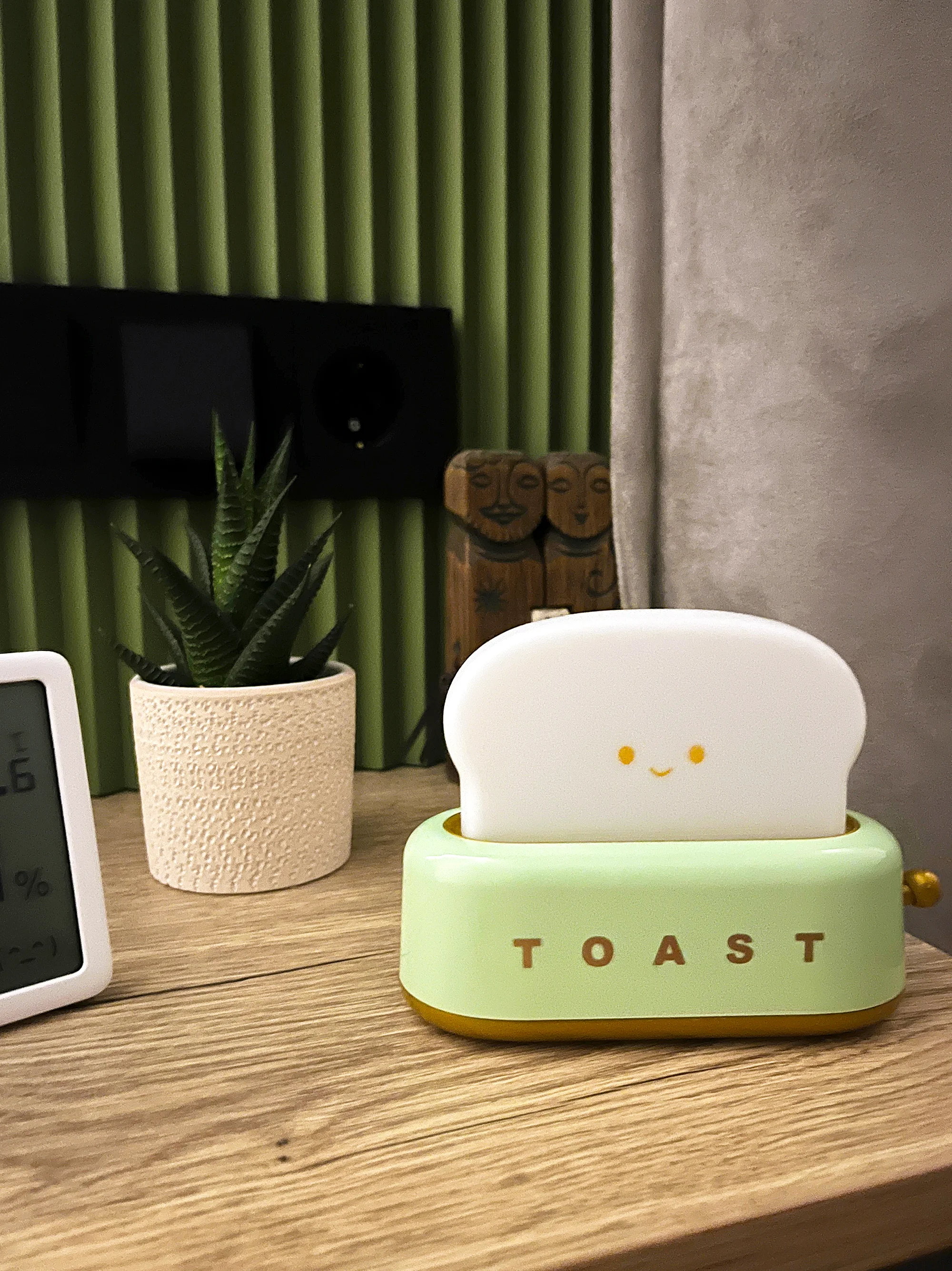 Зеленый светодиодный диммируемый детский ночник тостер GLANZEN RPD-0001-toaster-green