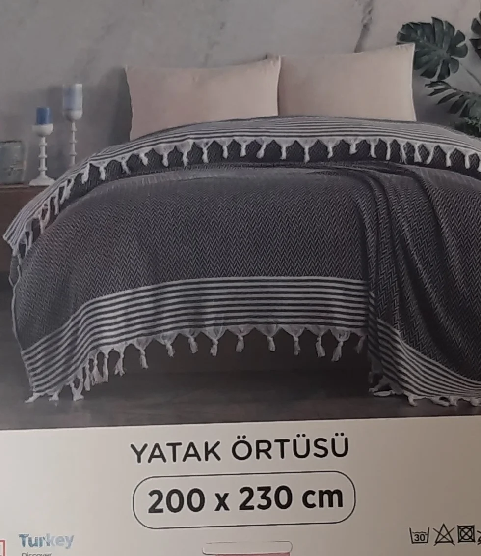 Покрывало на кровать(диван)Размер - 200/230,Состав - хлопок 100%,Производитель- Турция