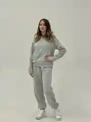 Серый женский спортивный костюм