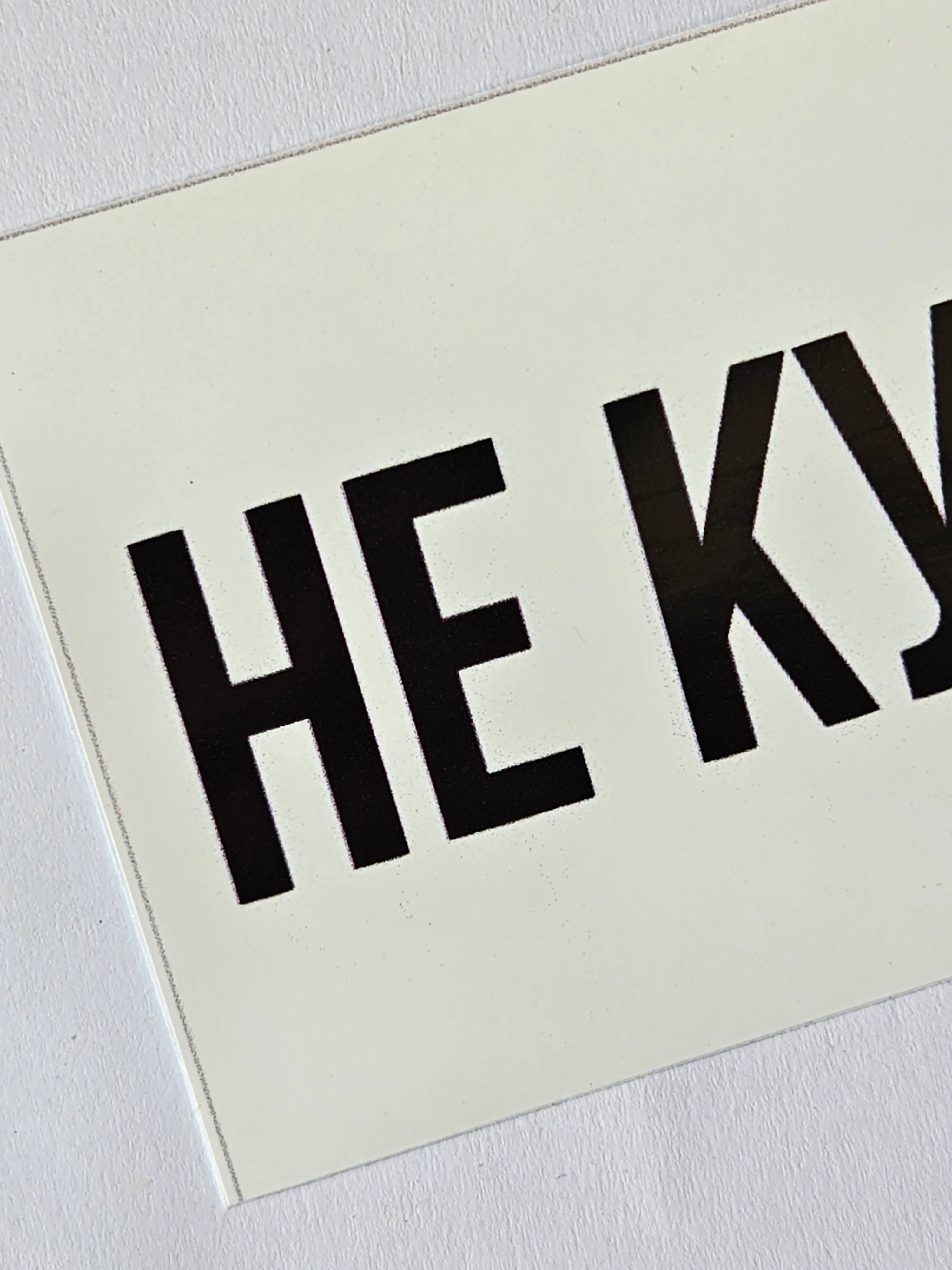 Наклейка информационная Не курить запрещающий знак курить запрещено no smoking