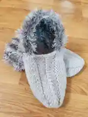 Серый шерстяные следки ручной вязки