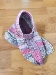 Коралловый шерстяные следки ручной вязки