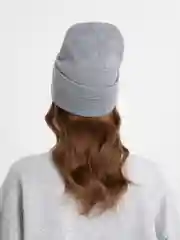 Серый шапка женская