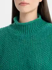 Зеленый свитер женский вязанный