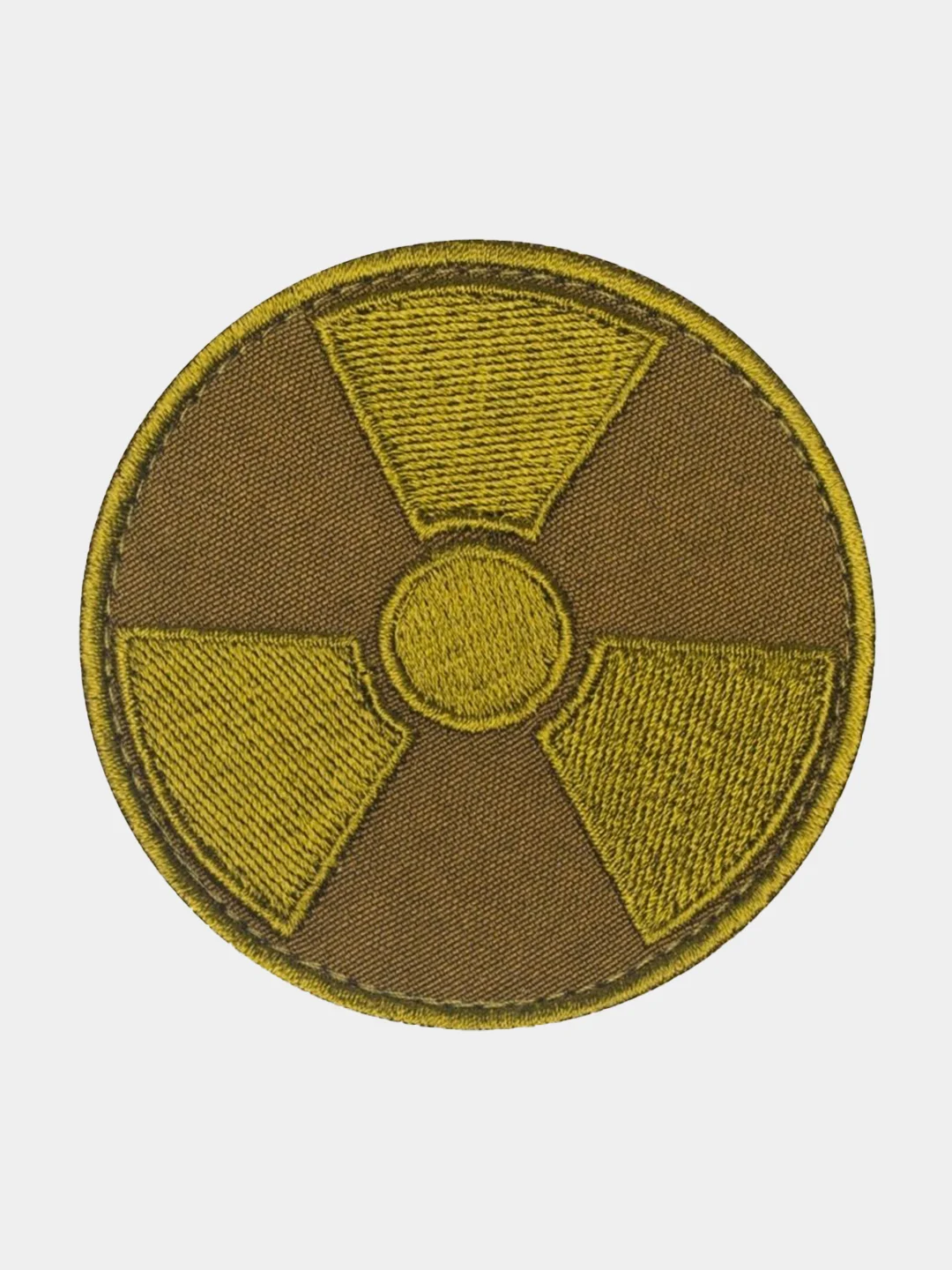 Черный нашивка шеврон на одежду Знак радиации, на липучке