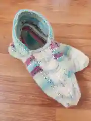Пастельно-коралловый шерстяные следки ручной вязки