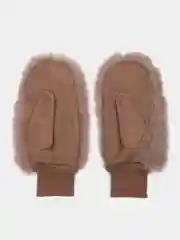 Бежевый варежки зимние пушистые