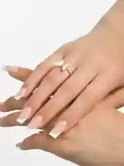 Белый кольцо женское с бабочкой