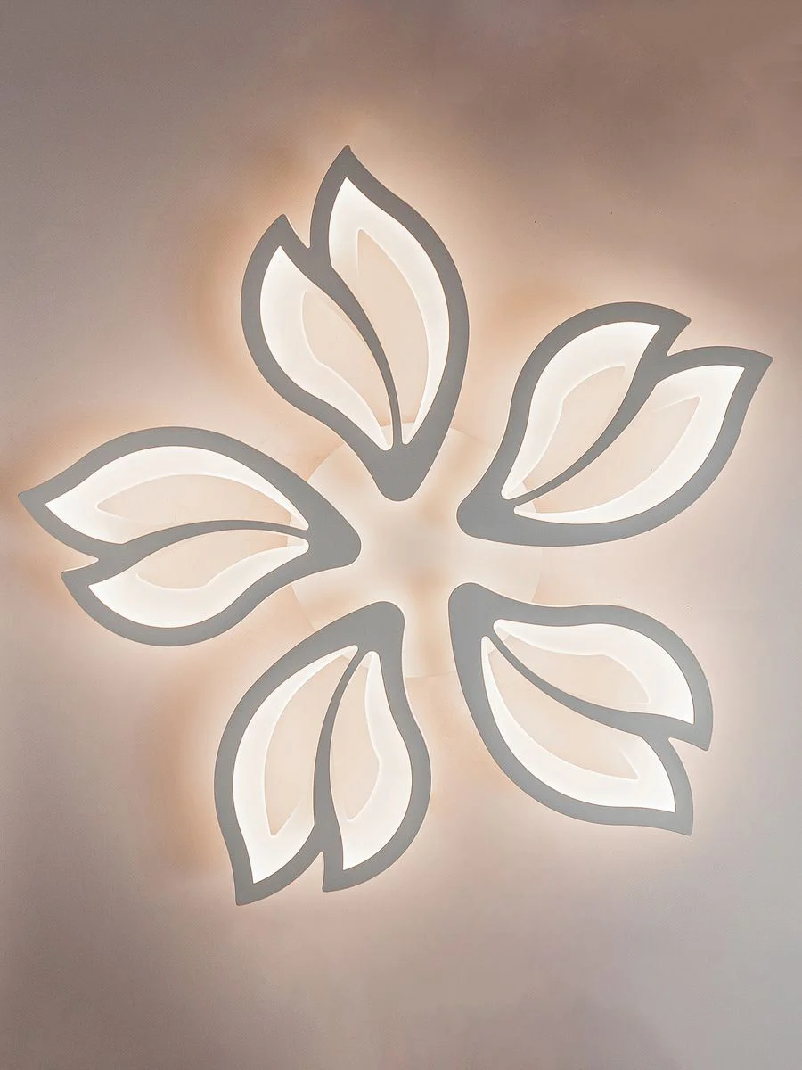 Белый светодиодная диммируемая люстра 3000-6500К 90Вт Glanzen LED-0090-FLOWER-white 35 кв.м 4 р