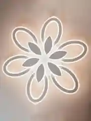 Белый светодиодная диммируемая люстра 3000-6500К 120Вт Glanzen LED-0120-Camelia-white 35кв.м 4 р