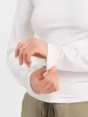 Белый лонгслив женский базовый