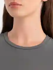 Серый лонгслив женский базовый
