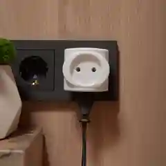 Тройник электрический REXANT, 220В, 6А, белый