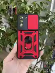 Красный чехол противоударный armors для Samsung S21 FE / Самсунг S21 ФЕ с защитой камеры