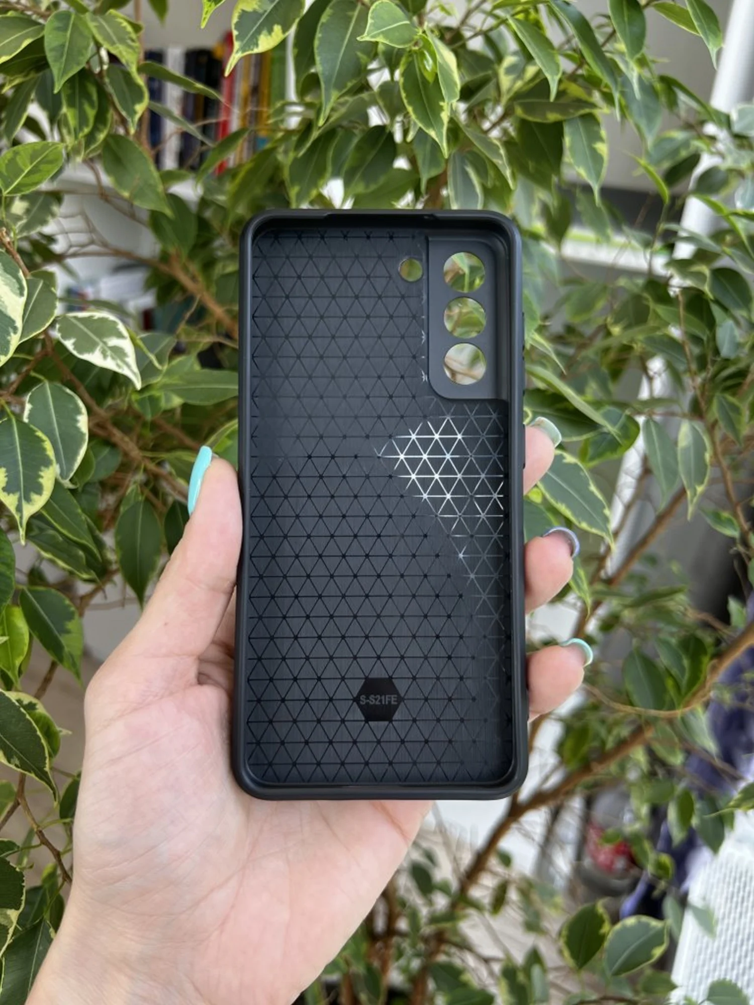 Зеленый чехол противоударный armors для Samsung S21 FE / Самсунг S21 ФЕ с защитой камеры