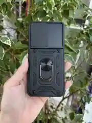 Черный чехол противоударный armors для Samsung S21 FE / Самсунг S21 ФЕ с защитой камеры