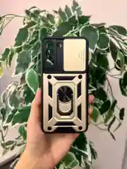 Золотой чехол противоударный armors для Samsung S21 FE / Самсунг S21 ФЕ с защитой камеры
