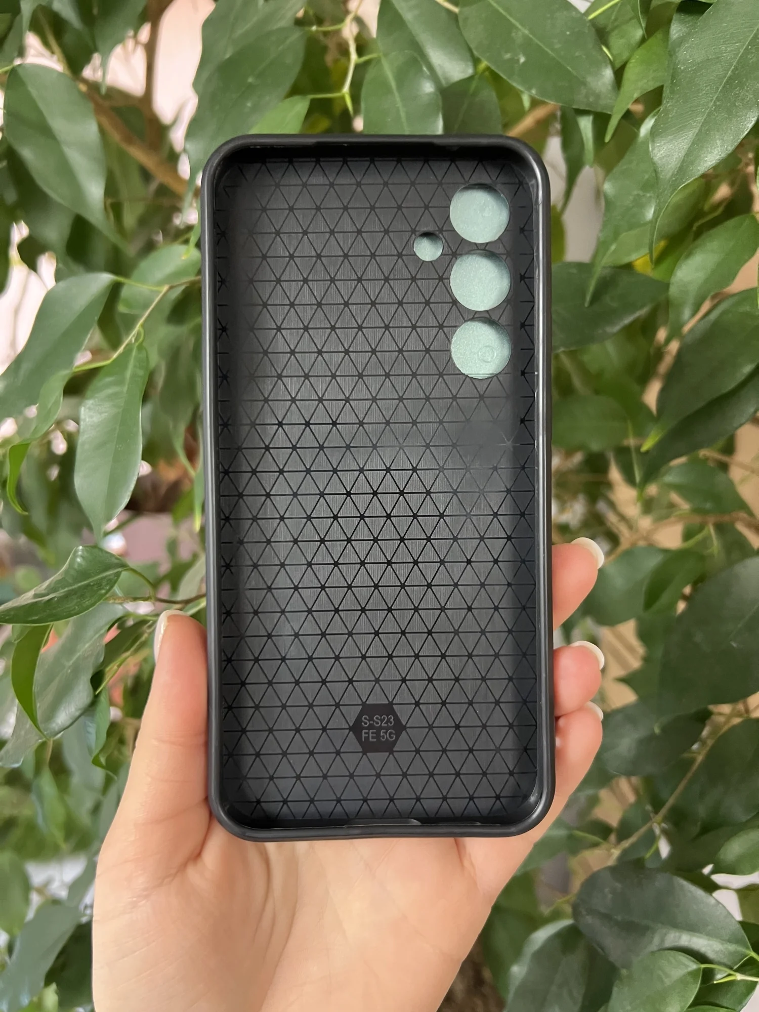 Зеленый чехол противоударный armors для Samsung S23 FE / Самсунг S23 ФЕ с защитой камеры